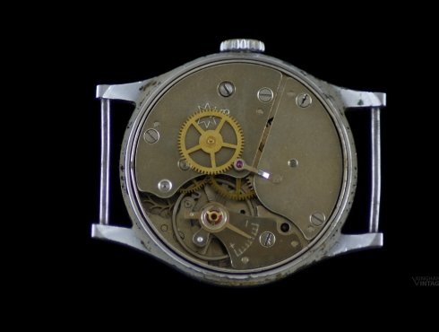 Junghans-J93-Junghans-693.86-8-Jewels-004.jpg