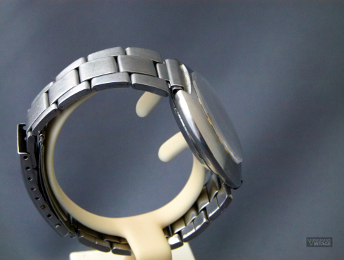 Junghans-Diskus-Junghans-653.01-Durowe-7526-14.png