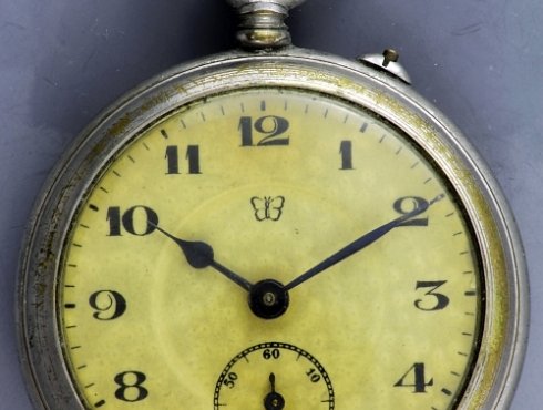 Junghans-Ego-Kaliber-H-002.jpg