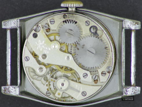 Junghans-J80-Junghans-J80.70-15-Jewels-0002.png