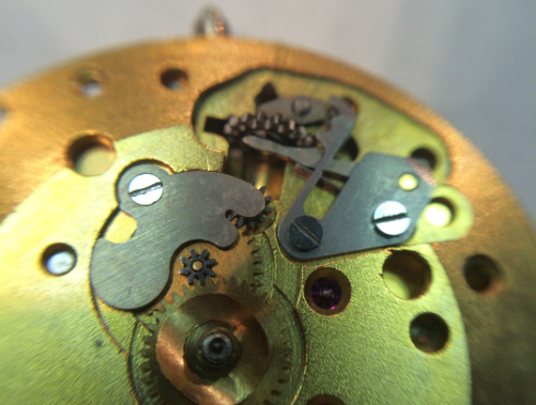 Junghans-J84-S3-Meister-22.png