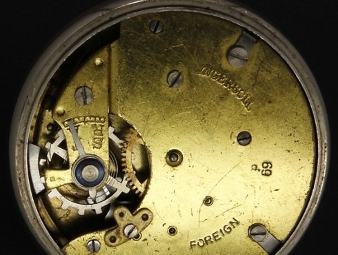 Junghans-Ingersoll-Defiance-J69-schwarz-Werk-movement.jpg