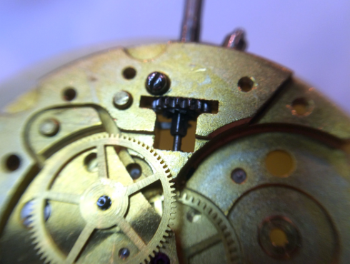 Junghans-J84-S3-Meister-15.png
